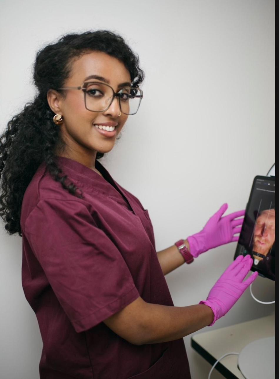 Hautanalyse im Beauty-Studio von eyedentity in Hildesheim